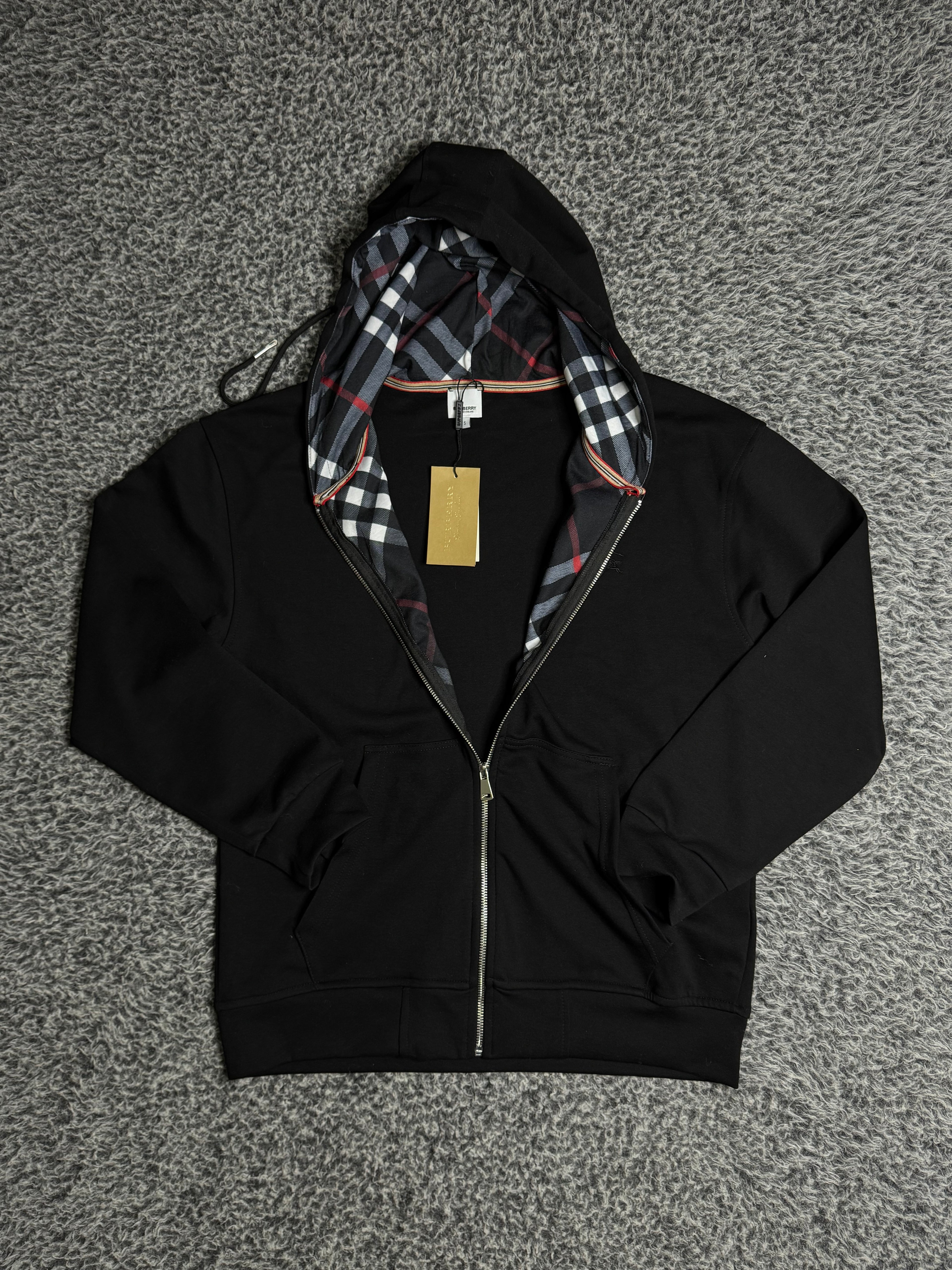 BURBERRY ZIP UP HOODIE BLACK