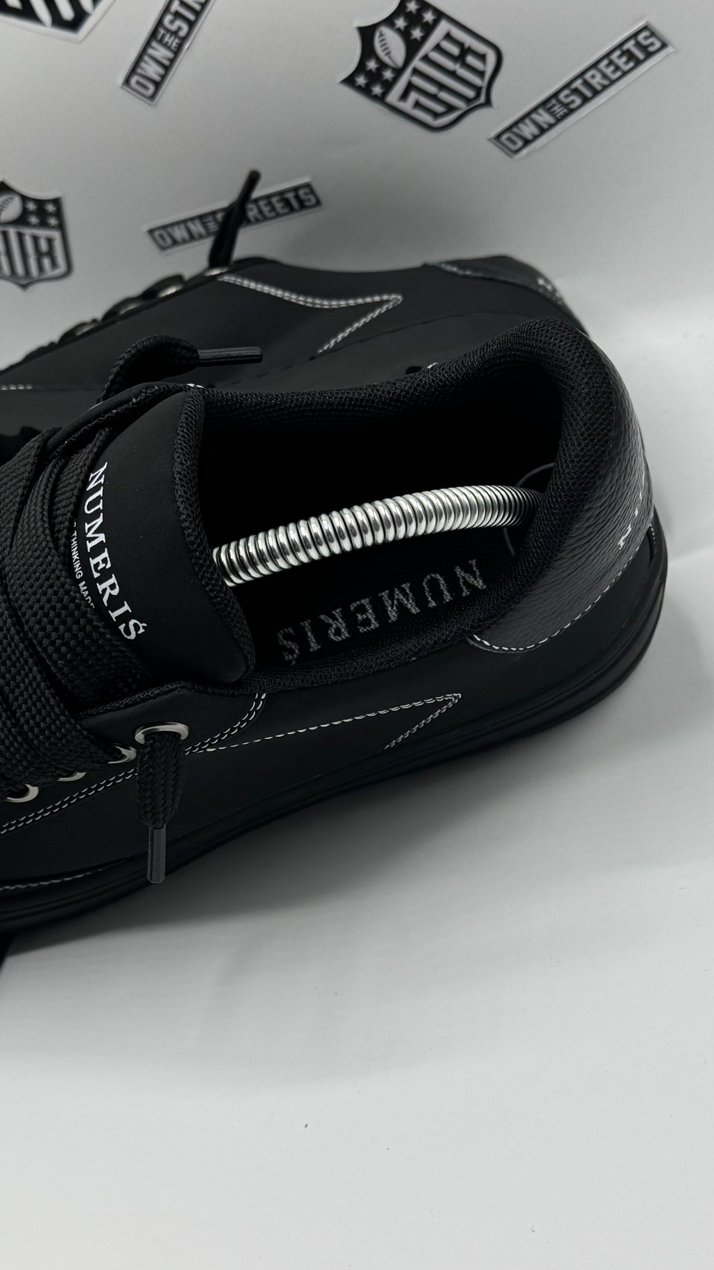 NUMERIS SNEAKERS FULL BLACK (VVHQ)