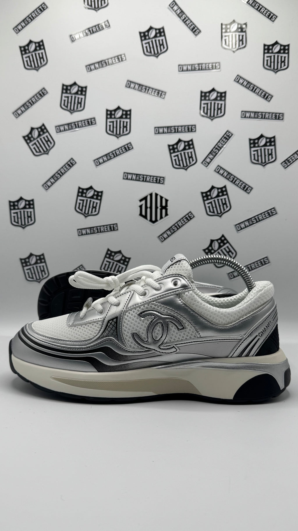 CHANEL CC RUNNER SILVER