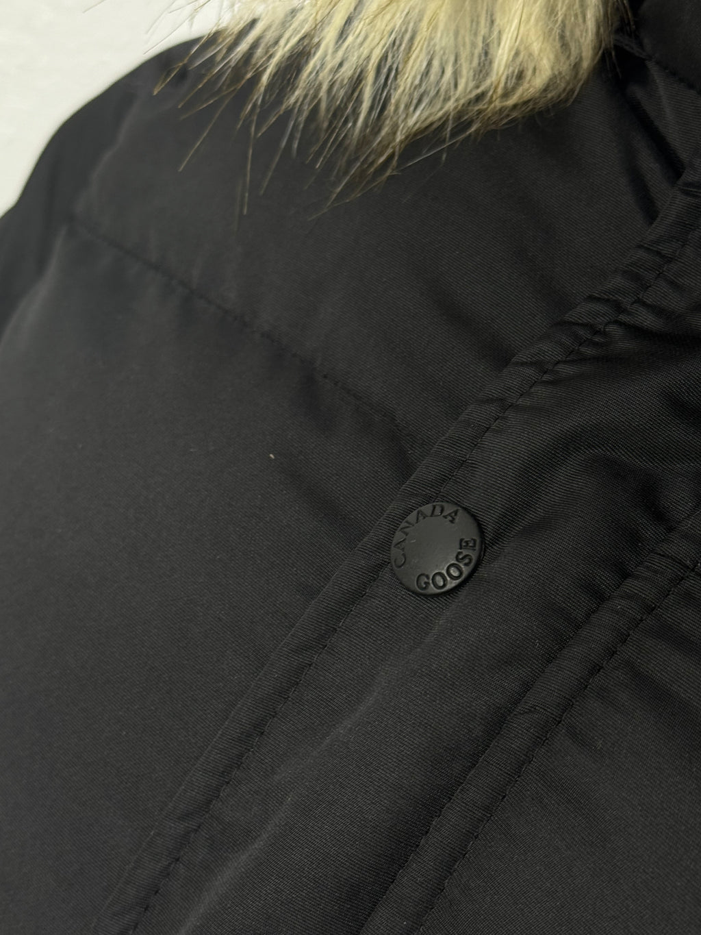 CANADA GOOSE WYNDHAM PARKA BLACK