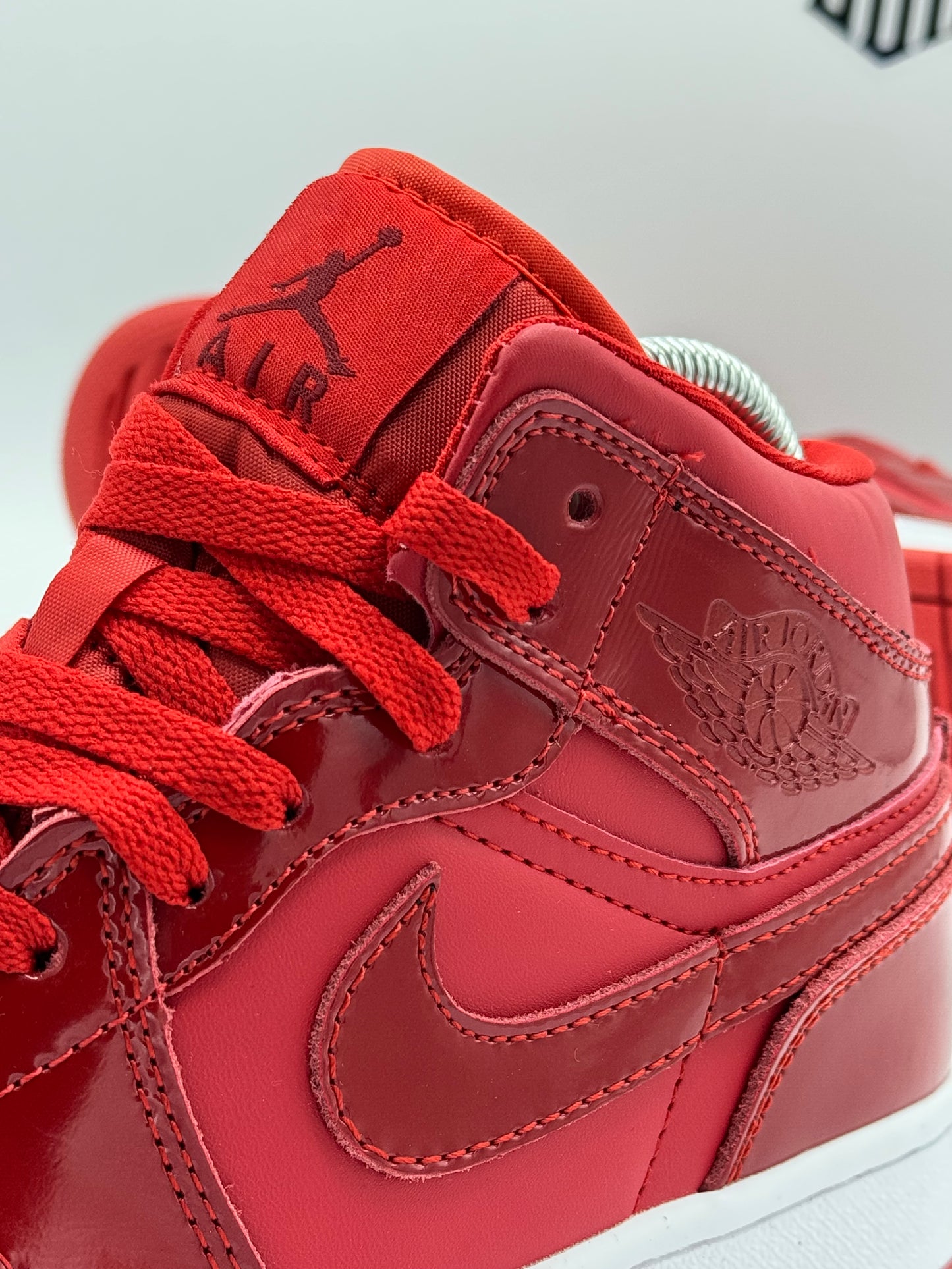AJ1 RED POMEGRANATE