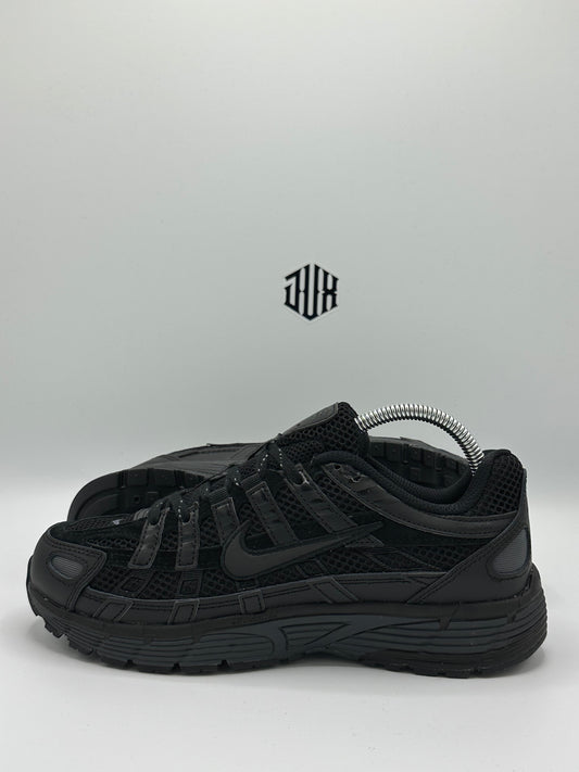 NIKE P-6000 BLACK