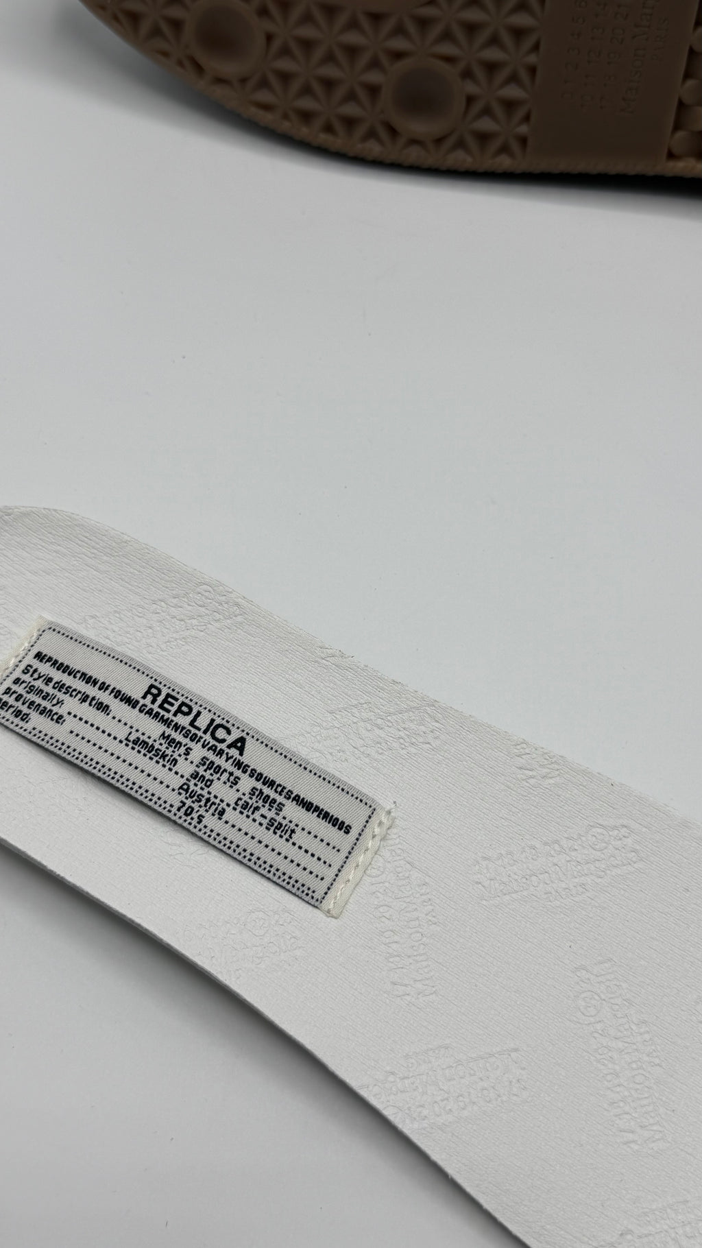 MAISON MARGIELA GATS NAVY BLUE