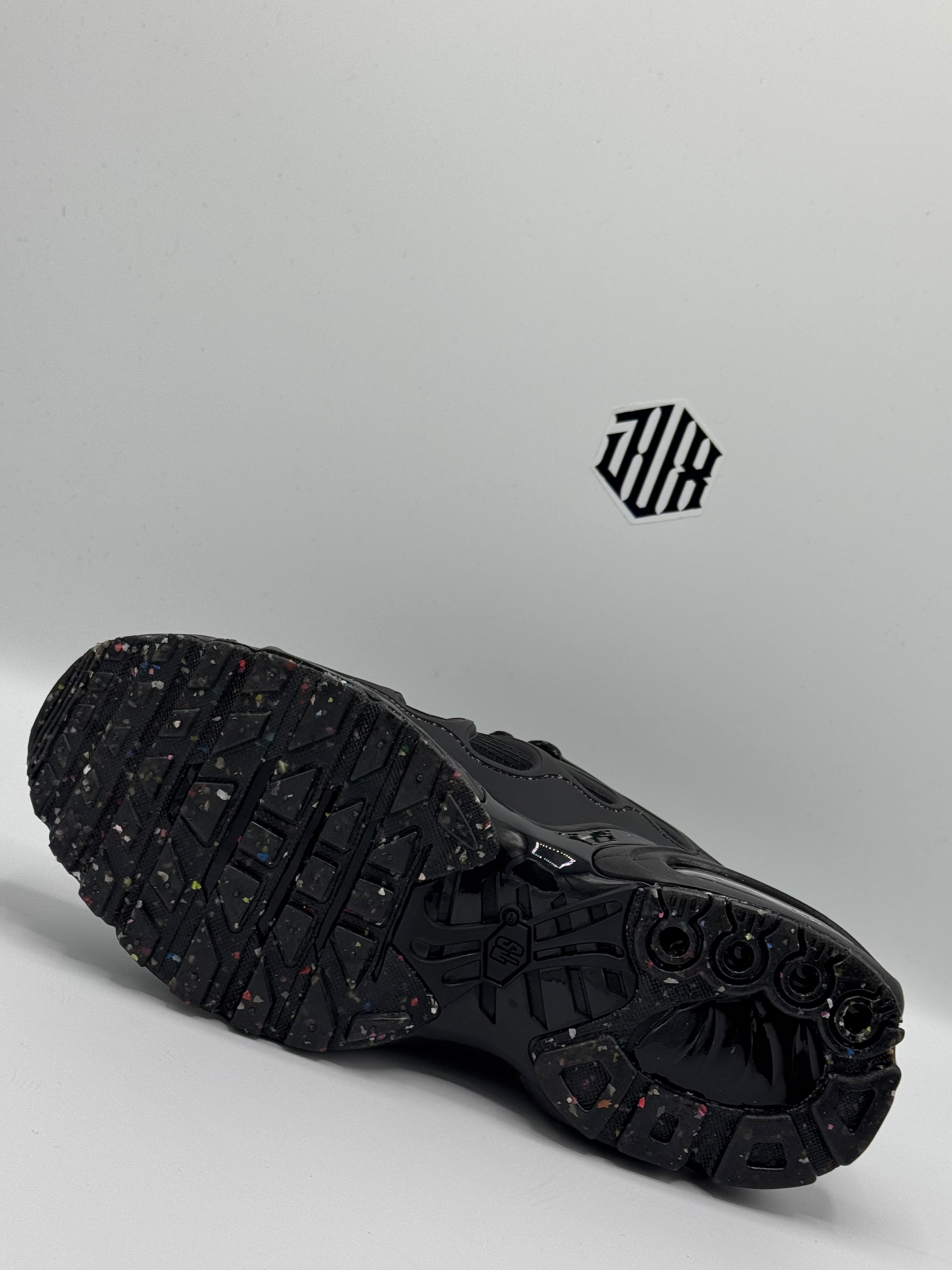 TERRASCAPE (TS) BLACK