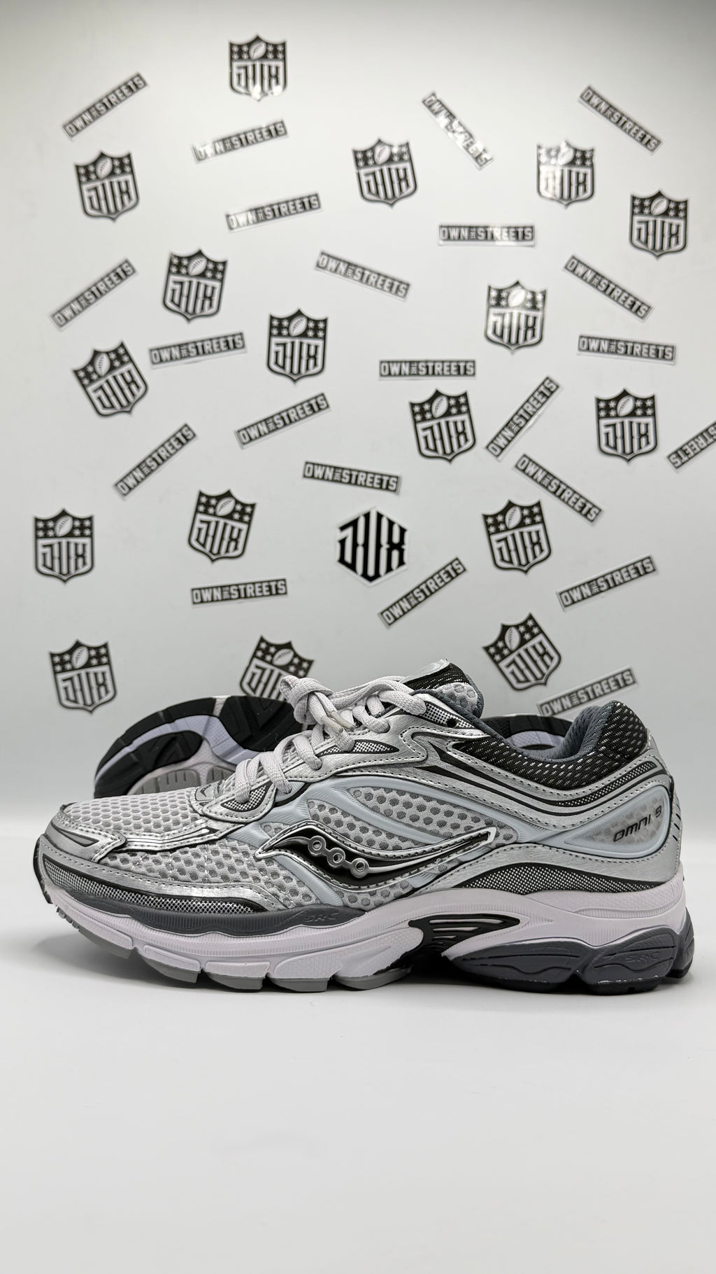 SAUCONY ProGrid OMNI 9 SILVER BLACK