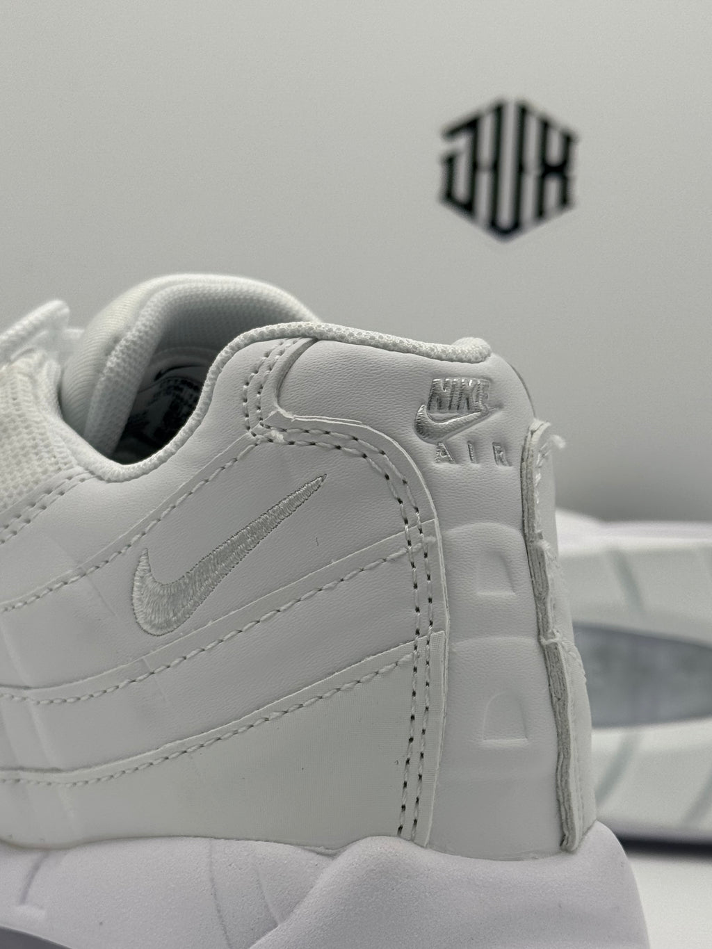 AIR MAX 95 TRIPLE WHITE