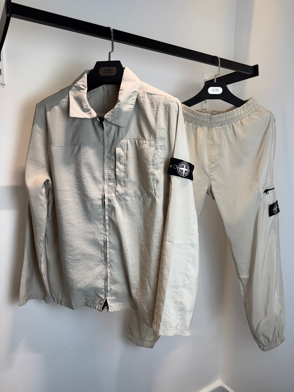 STONE ISLAND LIGHT TRACKSUIT CREAM (TRIPLE A QUALITY)