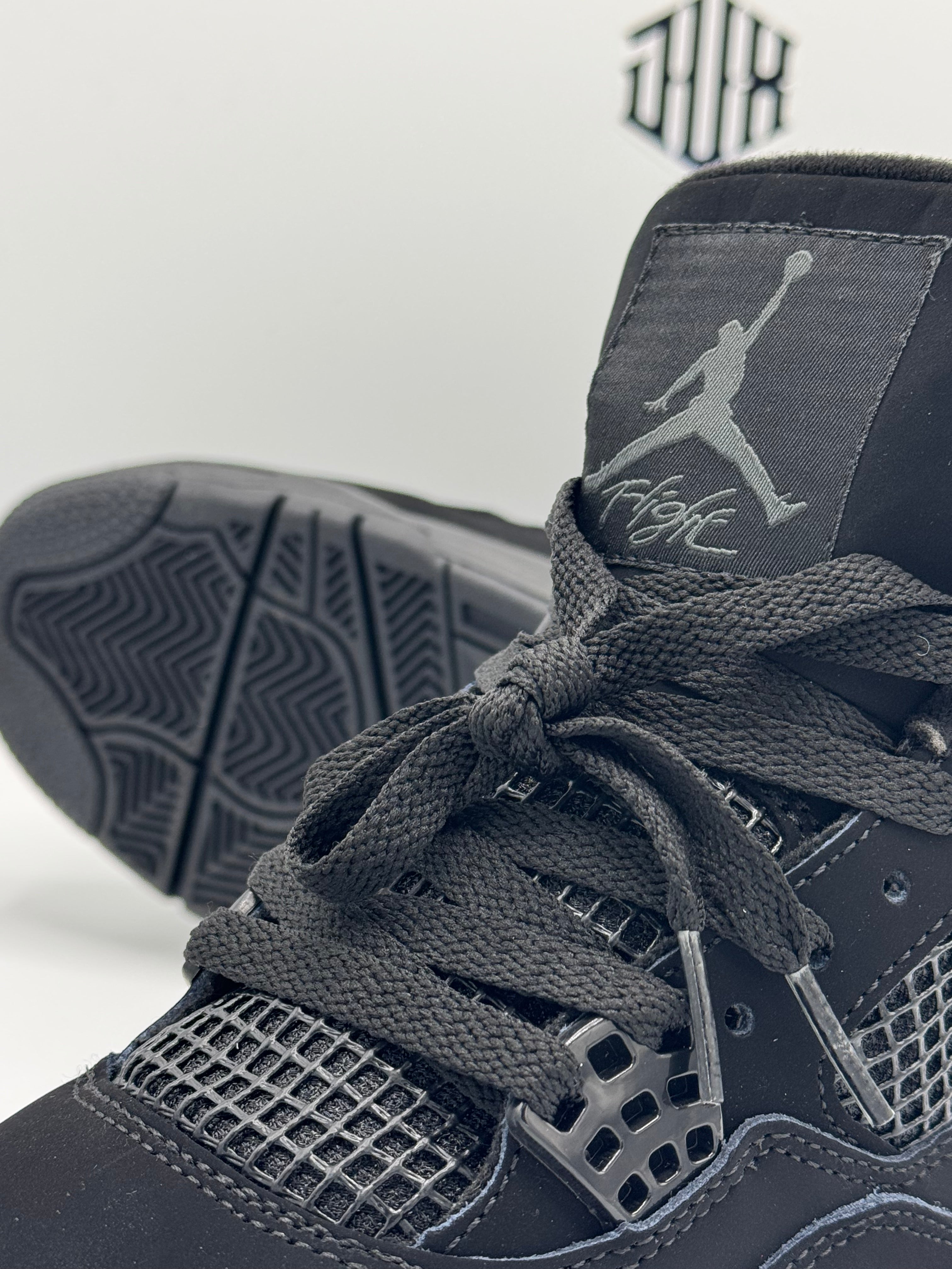 AIR JORDAN 4 BLACK CAT