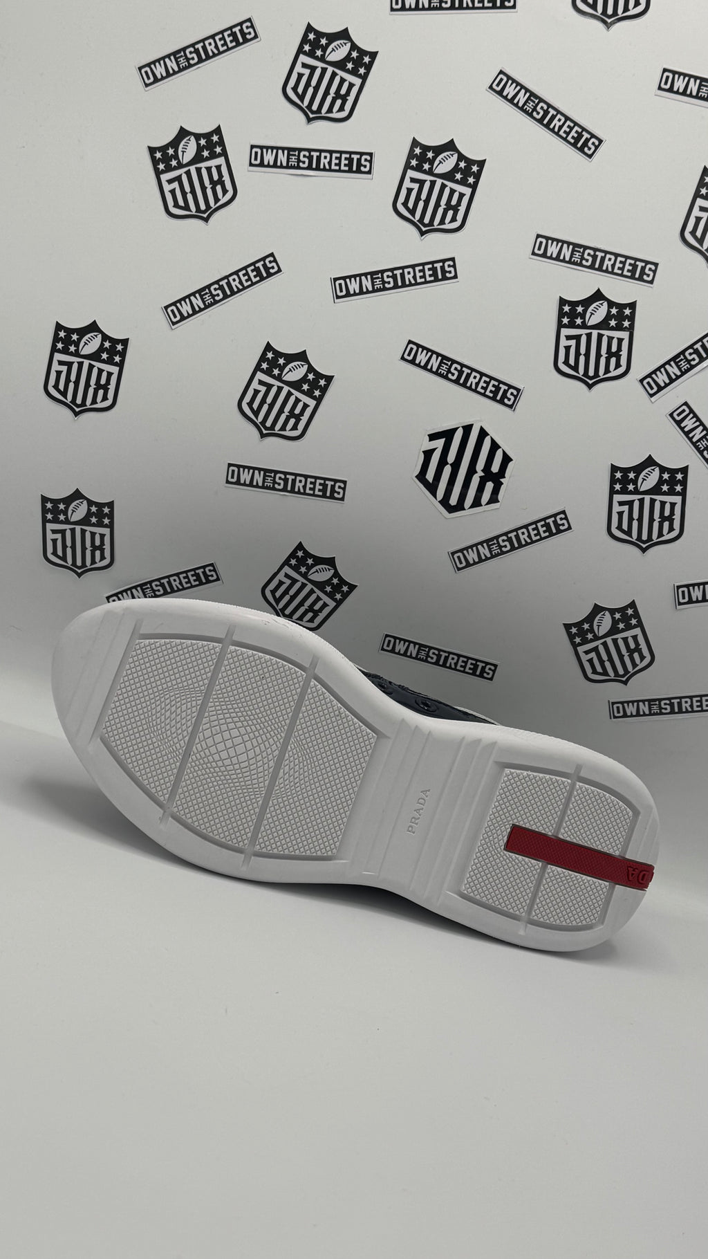 PRADA AMERICA’S CUP ROYAL BLUE