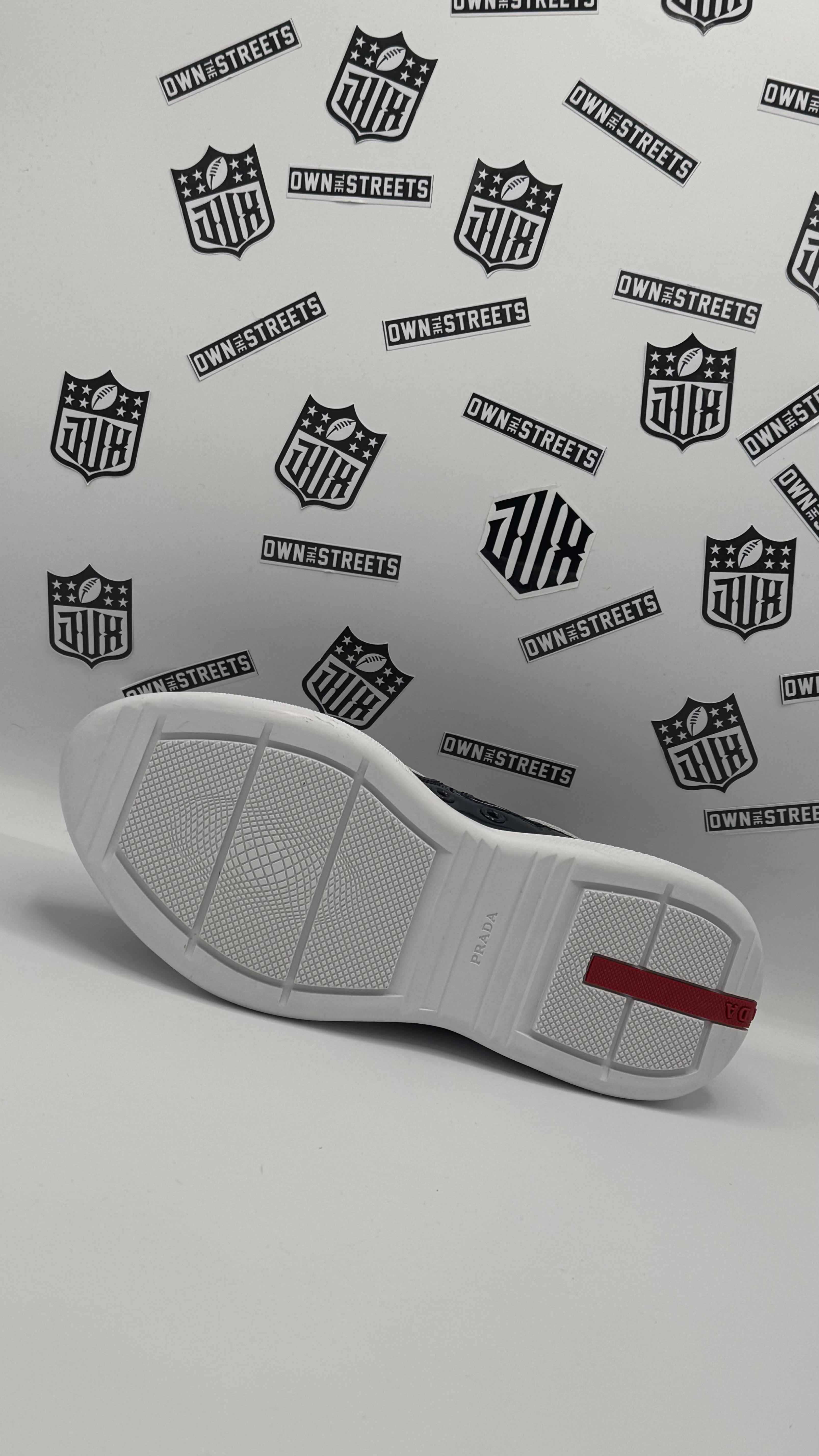 PRADA AMERICA’S CUP ROYAL BLUE