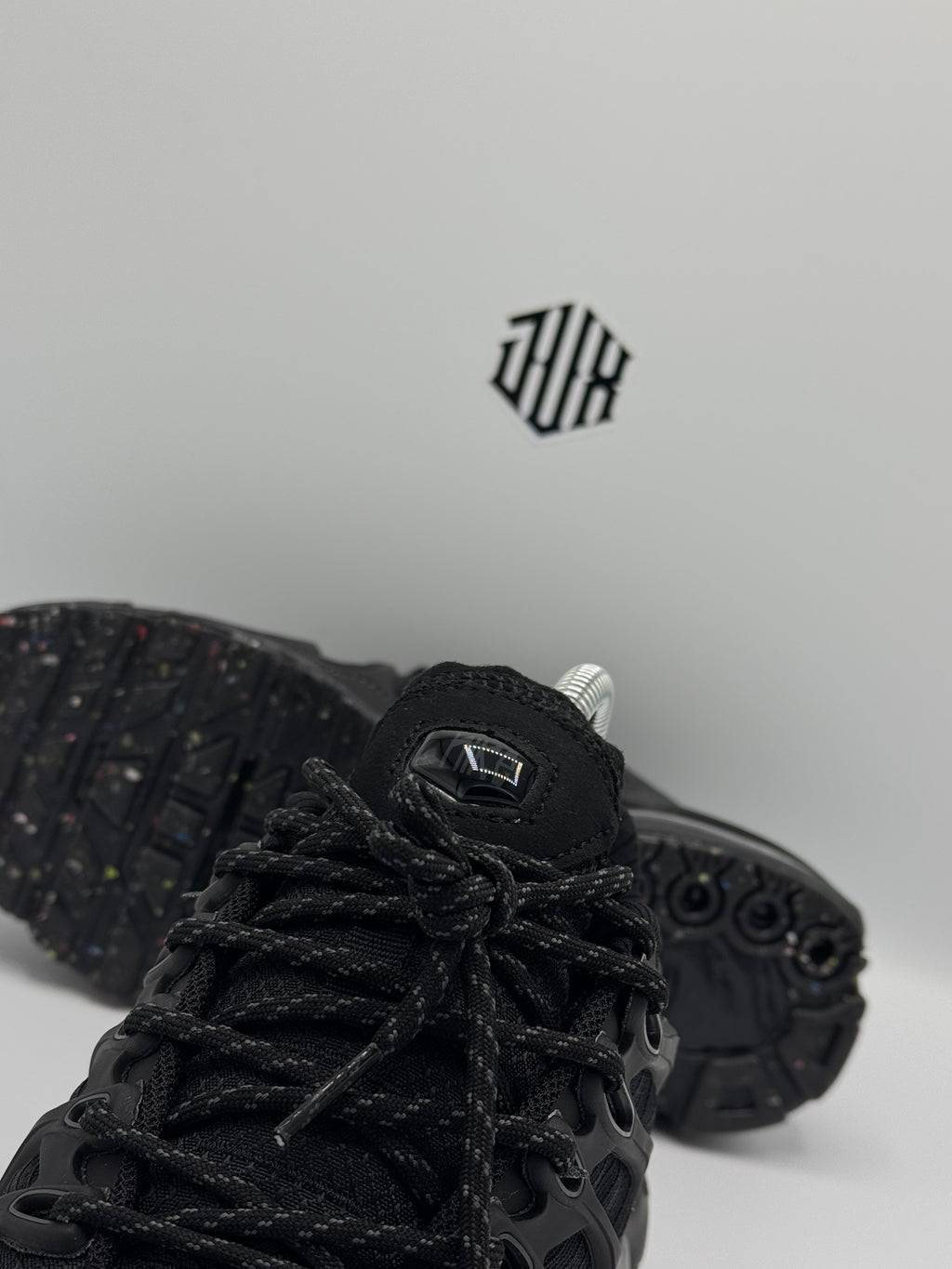 TERRASCAPE (TS) BLACK