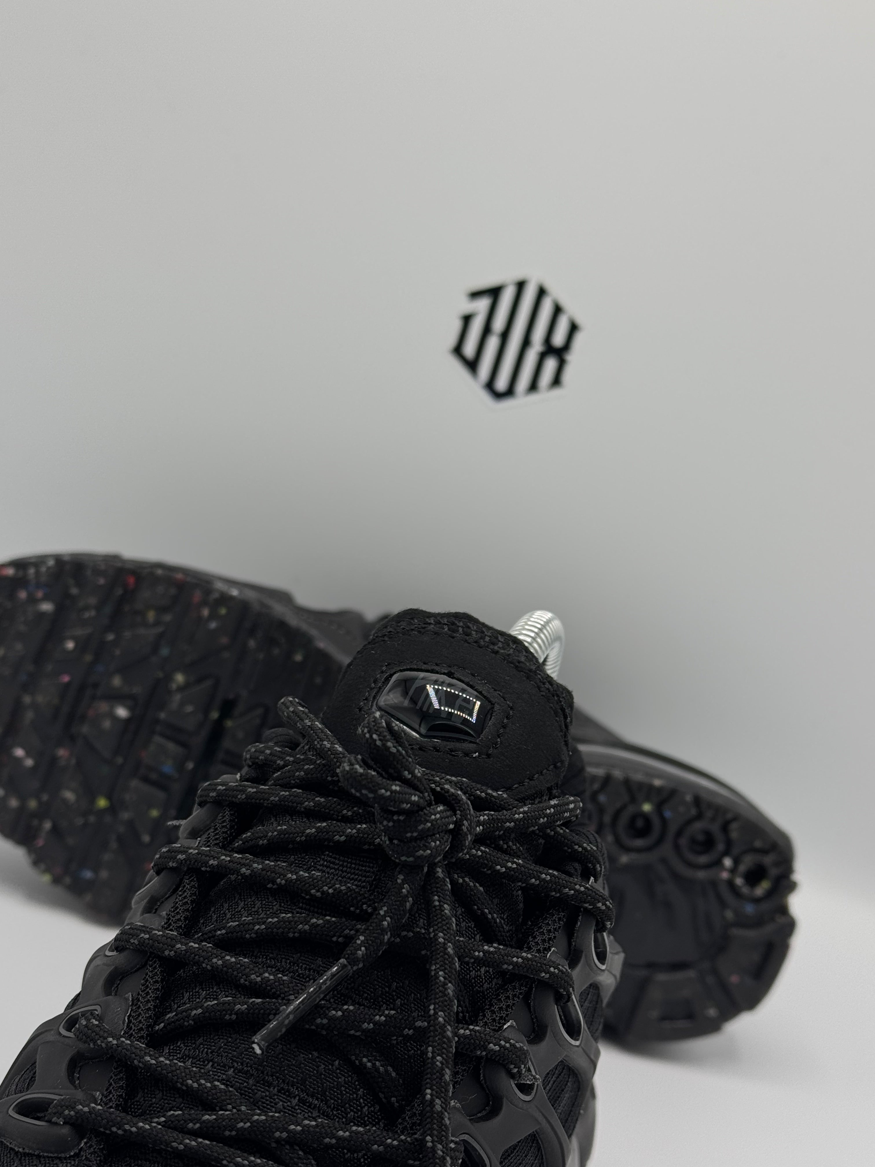 TERRASCAPE (TS) BLACK