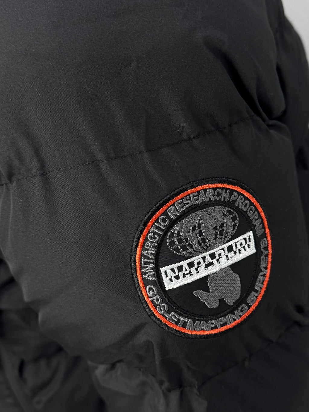 NAPAPIJRI RF PUFFER JACKET BLACK