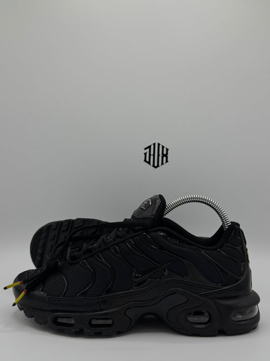 TN AIR BLACK BLACK