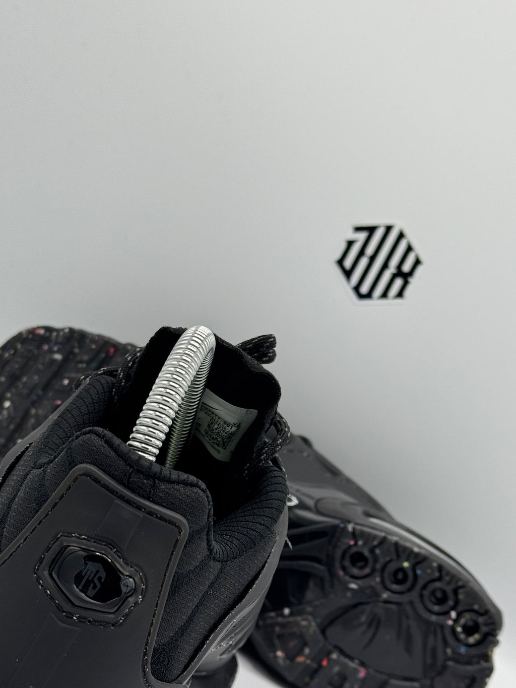 TERRASCAPE (TS) BLACK