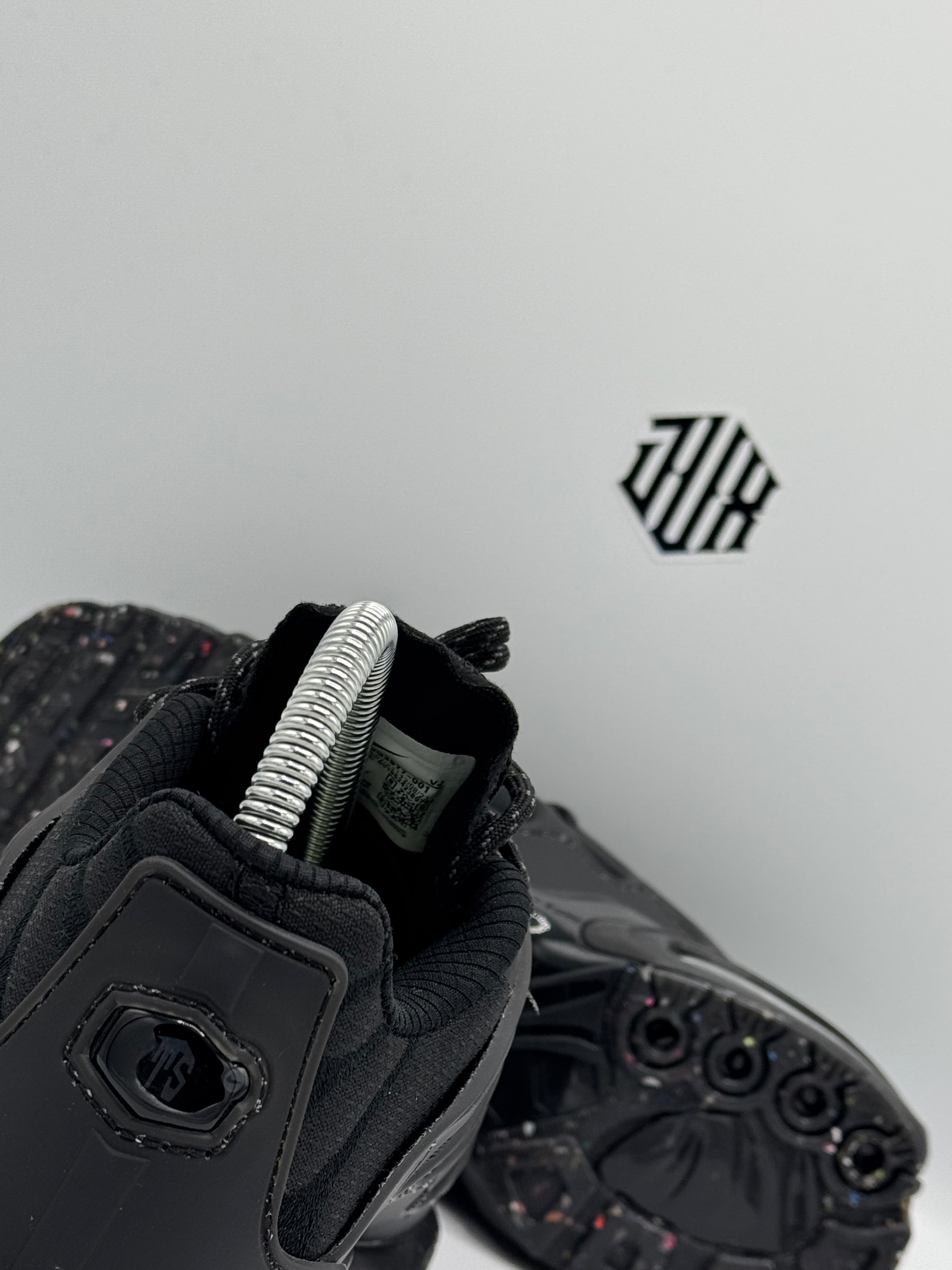 TERRASCAPE (TS) BLACK