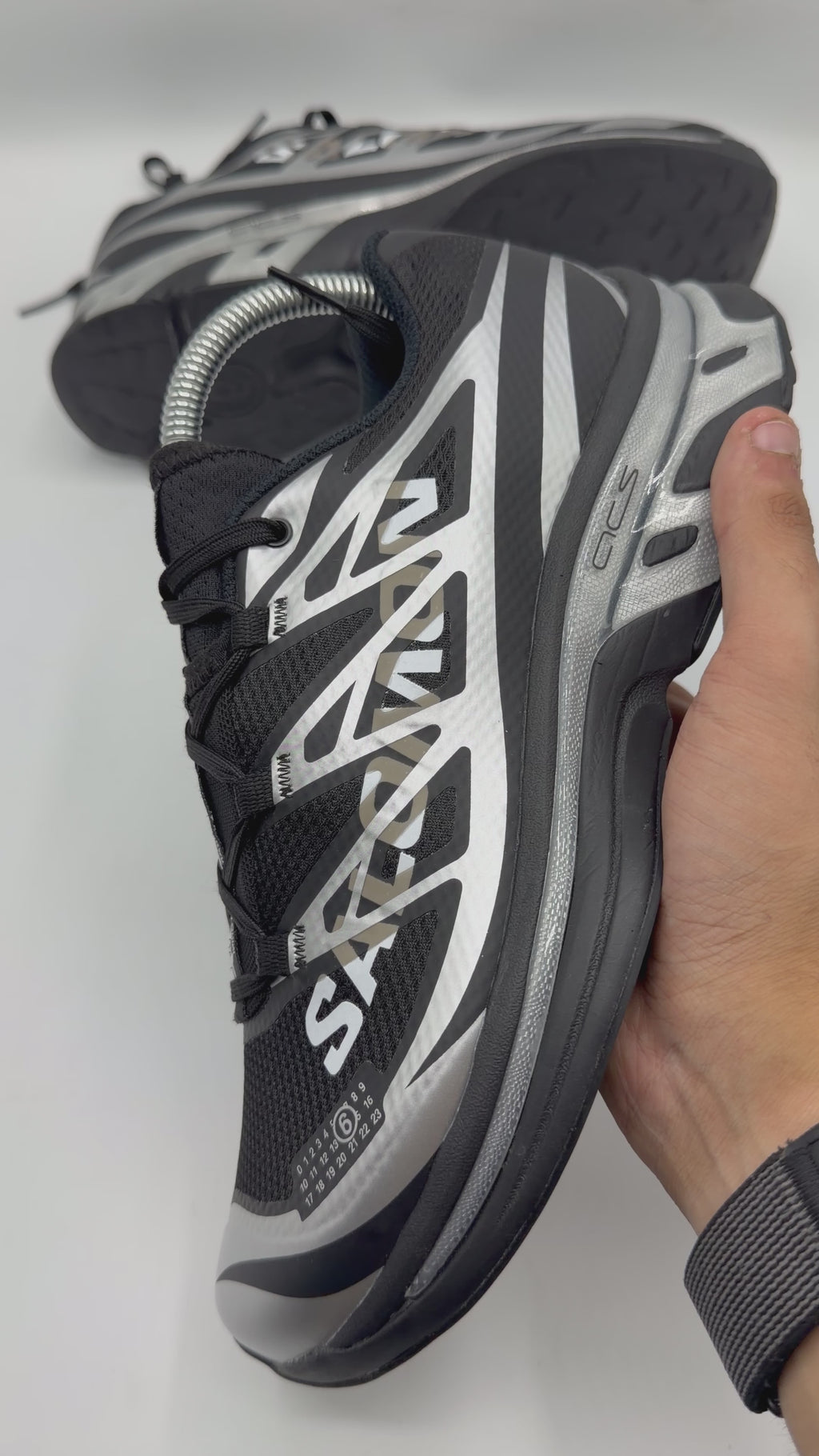SALOMON XT-MM6 x MAISON MARGIELA BLACK PHANTOM